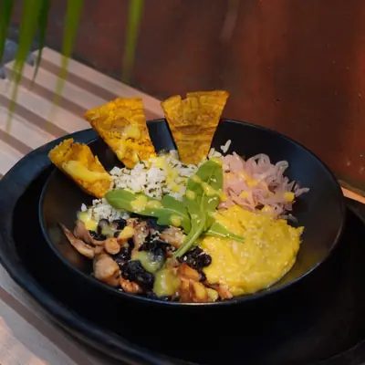 Bowl Caribeño, bowl de Shottas Medellín Vegan Food